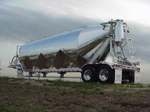 Pneumatic Dry Bulk Tank Trailers